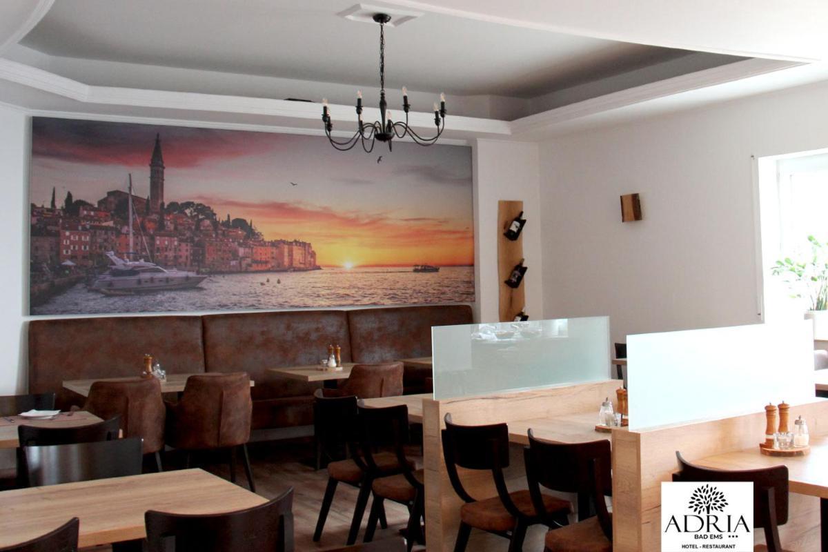 Hotel Restaurant Adria Kroatien Bad Ems Exterior photo